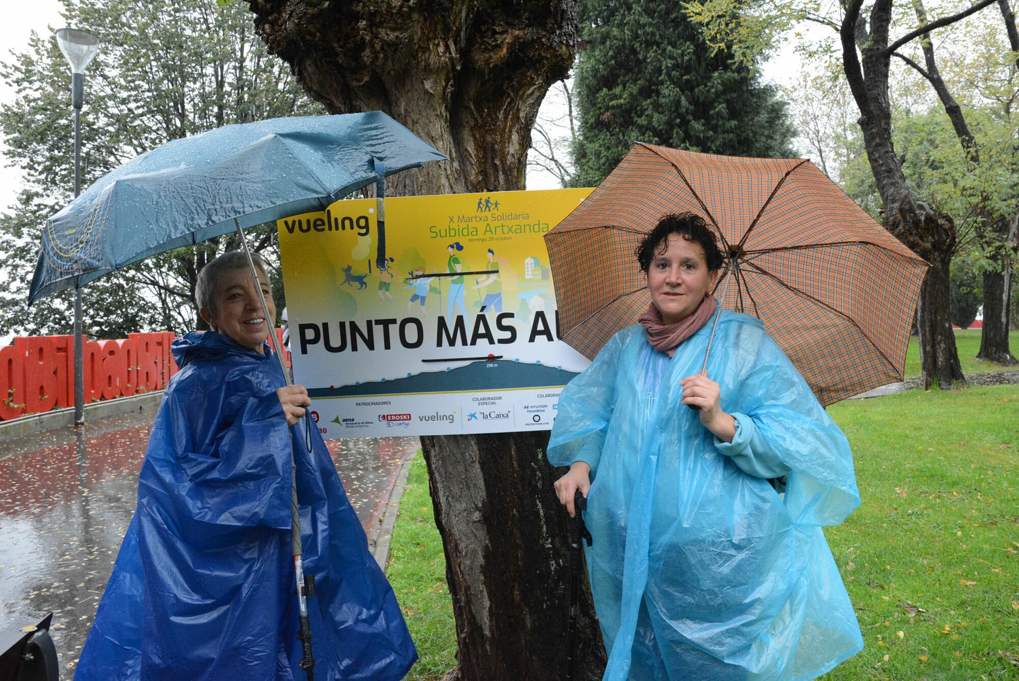 Foto 50 de la avituallamiento y mirador - Galería de la Subida a Artxanda 2019